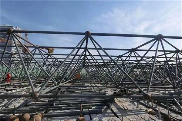 岳阳螺栓球网架结构在加工时应该注意的问题有哪些
